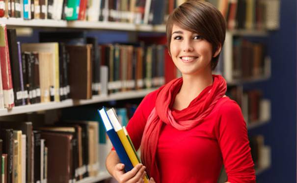 http://resources.alljobopenings.com/wp-content/uploads/2013/06/college-student.jpg