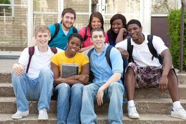 http://4photos.net/photosv5/multicultural_college_students_1347391490.jpg